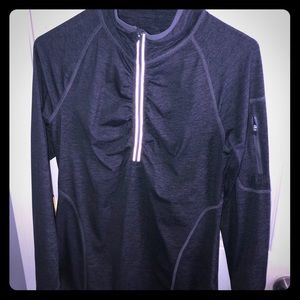 Workout zip up
